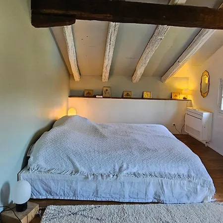 Maison De Caractere Au Calme Et Vues Magnifiques *